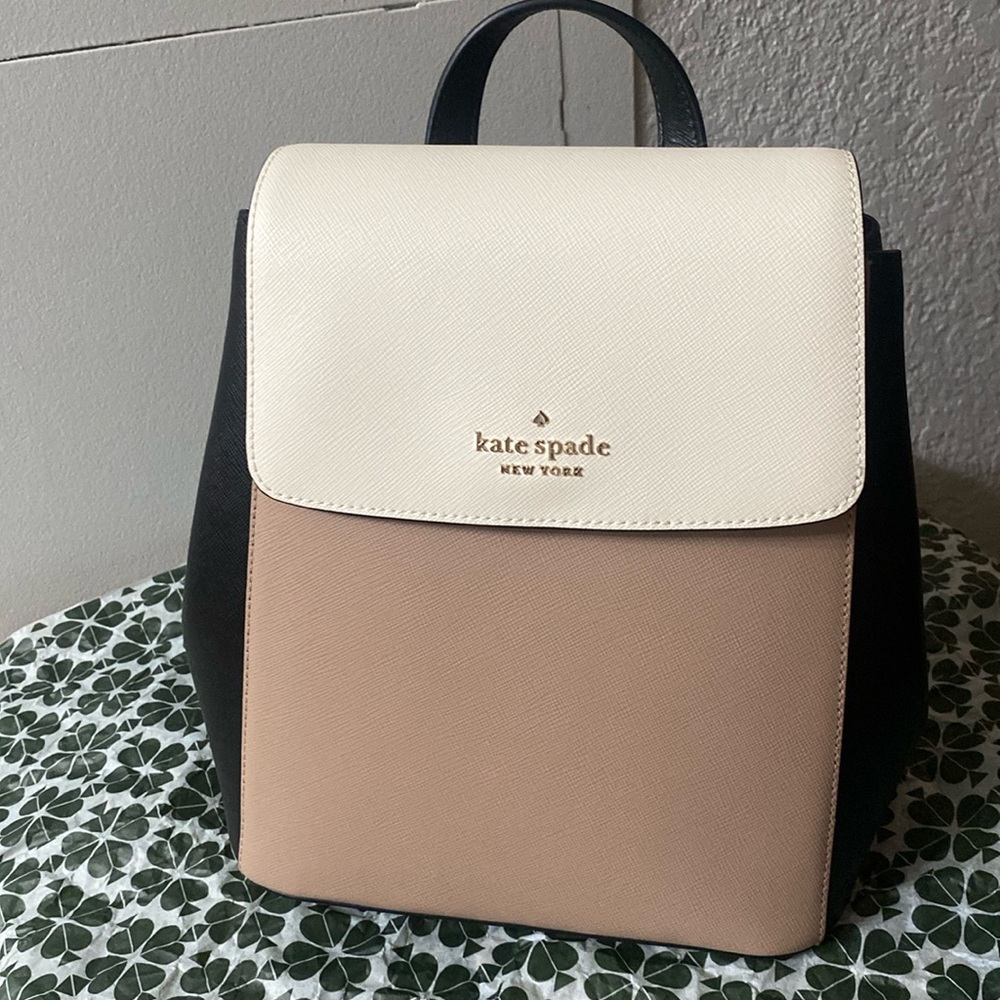 Kate Spade BNWT Backpack. Colorblock toasted, cream and black.
